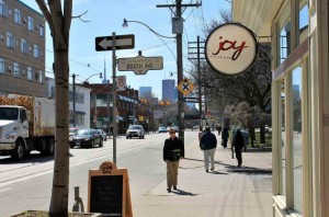 Joy-Bistro-CN-Tower1-632x418